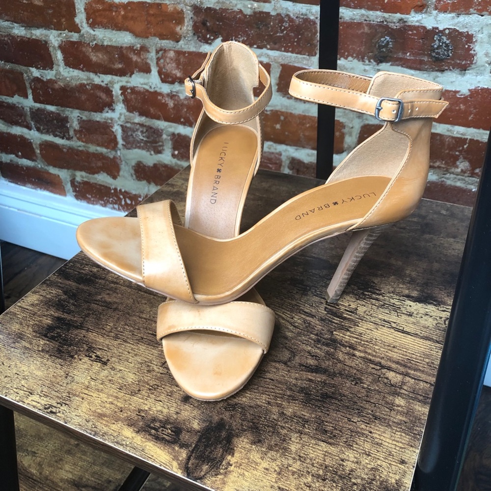 Lucky Brand Strapy Julis Heel